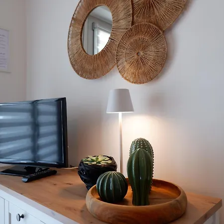 Апартаменты Casa Mirablu-seafront Маротта