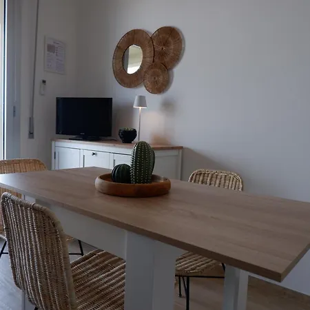 Casa Mirablu-seafront Marotta