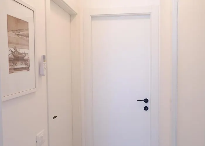 Casa Mirablu-seafront Marotta